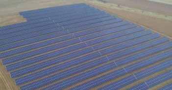 Innovative Solarparks erzeugen umweltfreundliche Energie im (Foto: EnBW)